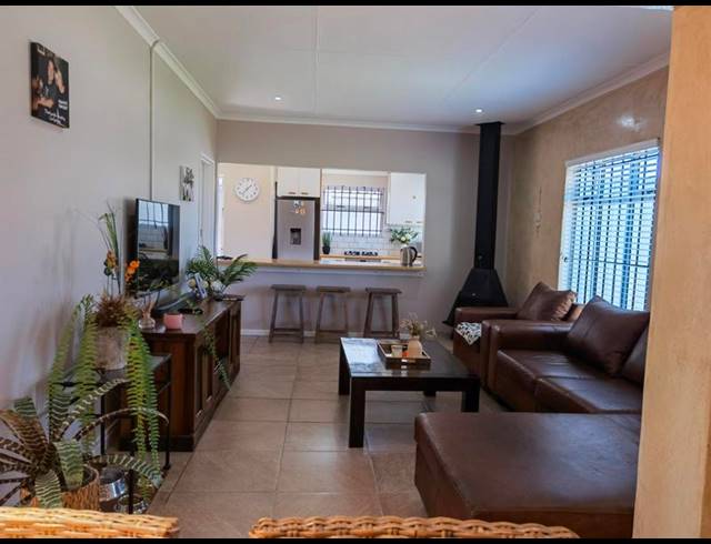 3 BEDROOM HOUSE FOR SALE IN GOODWOOD ESTATE